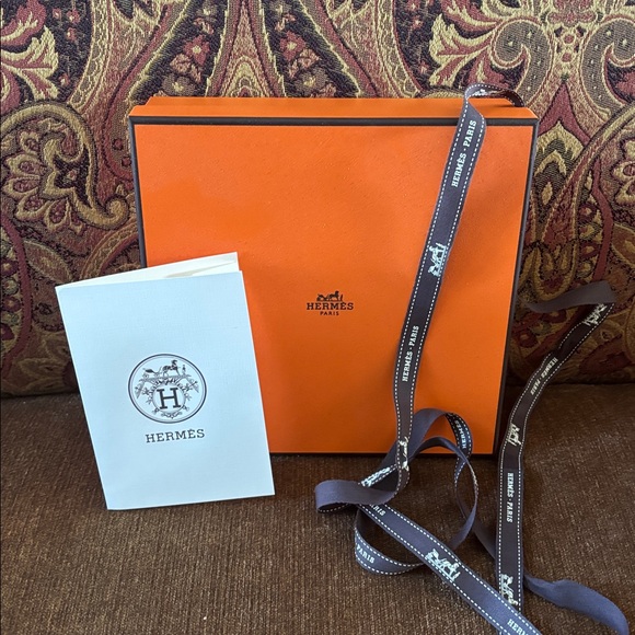Hermes Accessories - Authentic Hermes Belt Box